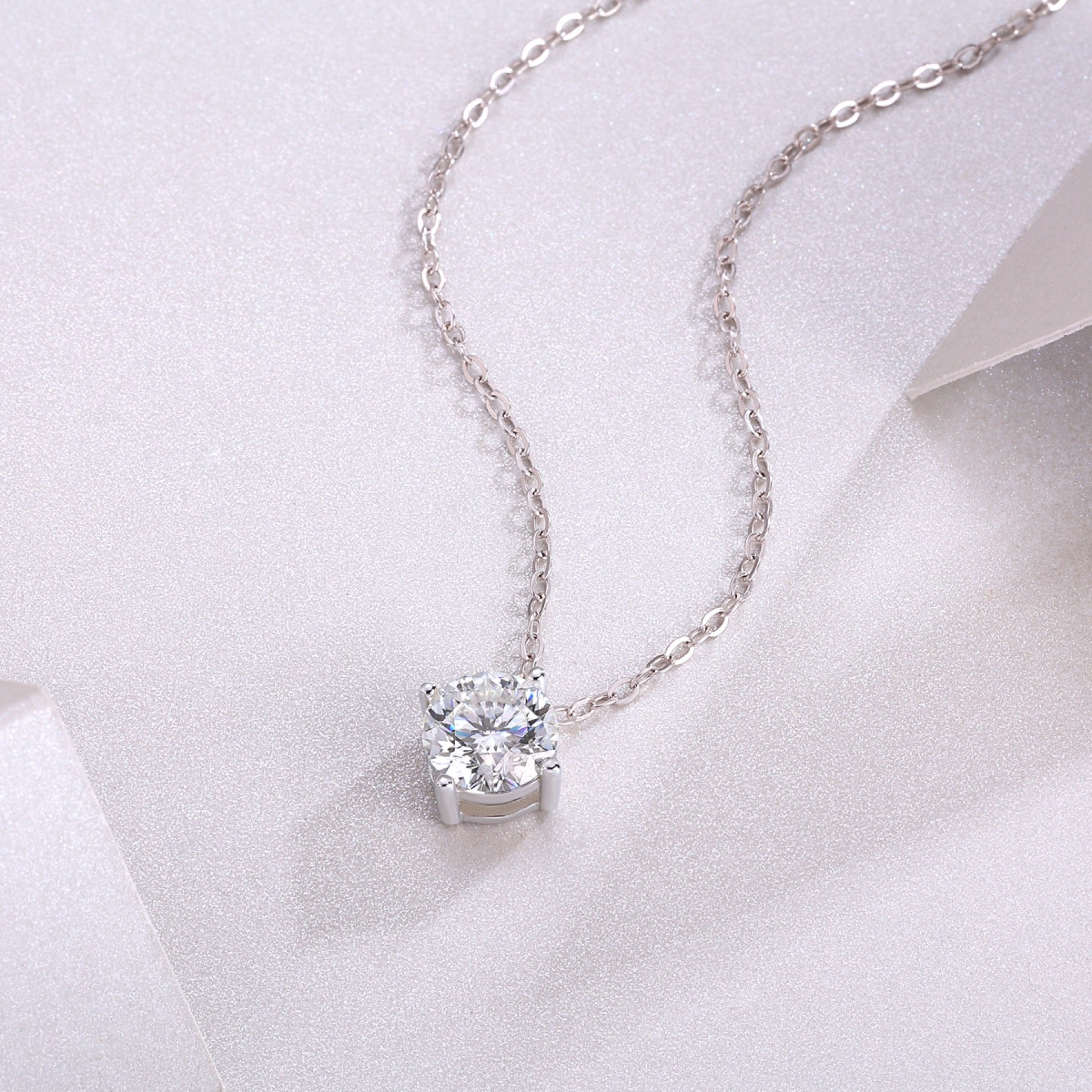True Heart 1 Carat Moissanite Pendant Necklace in Sterling Silver