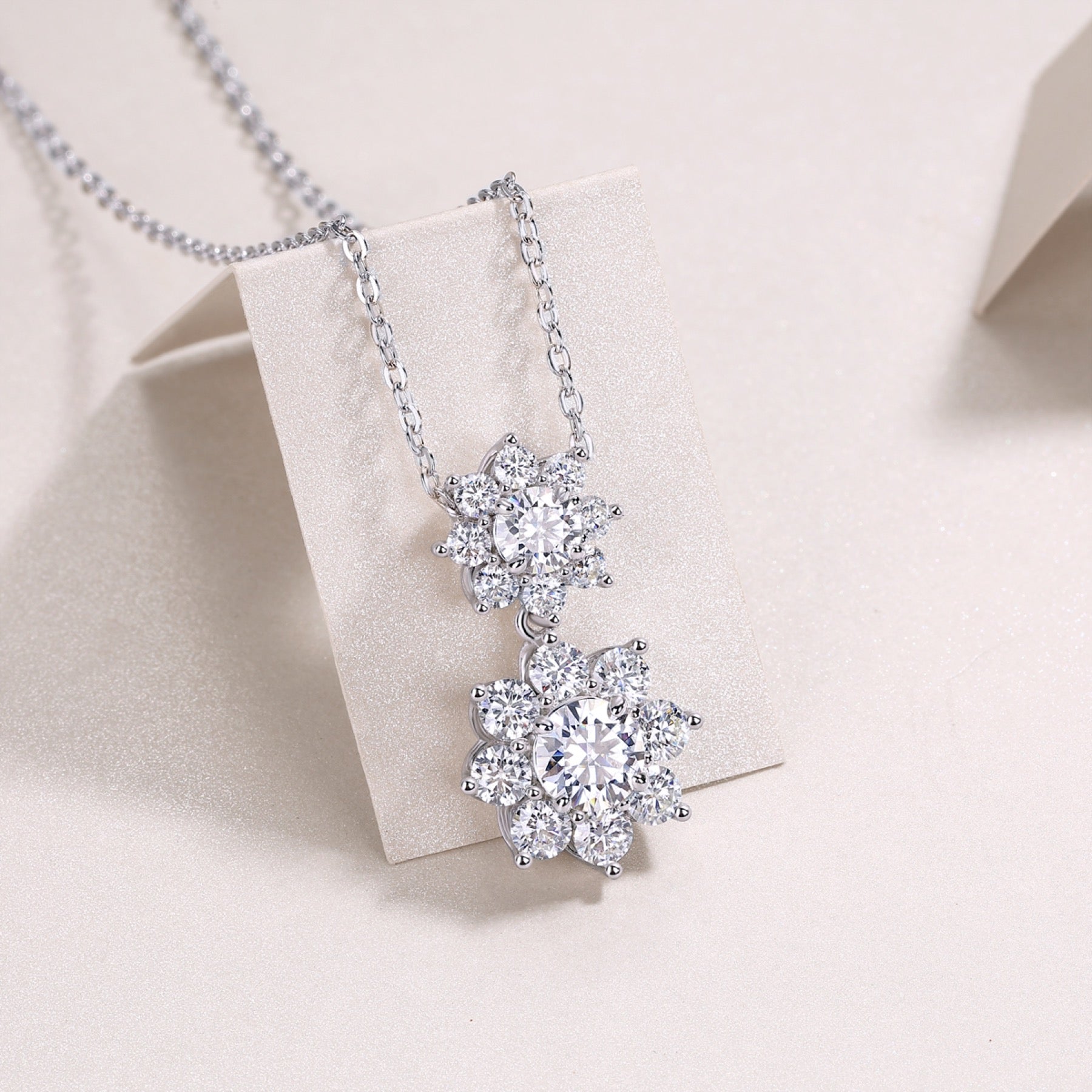 Sunbloom 1 Carat Moissanite Flower Pendant Necklace in Sterling Silver