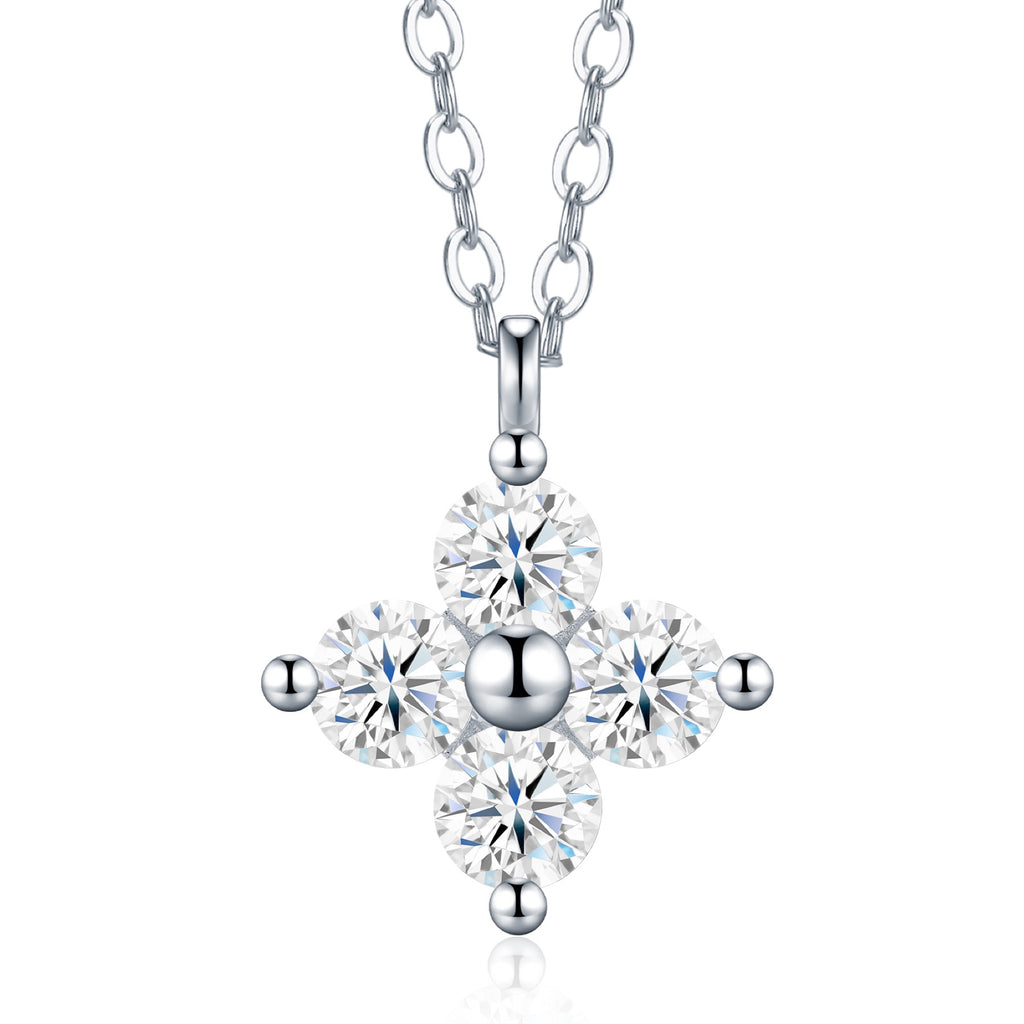 Trefle Moissanite Clover Pendant Necklace in Sterling Silver