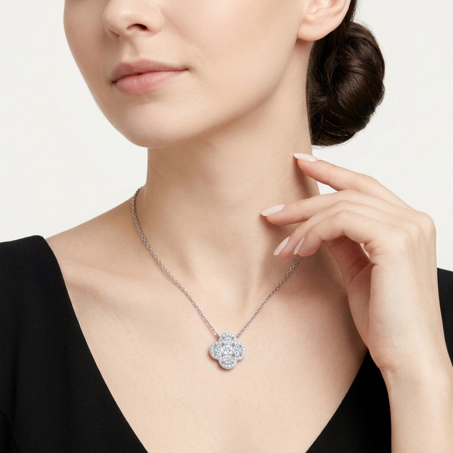 Verbena Moissanite Clover Pendant Necklace in Sterling Silver