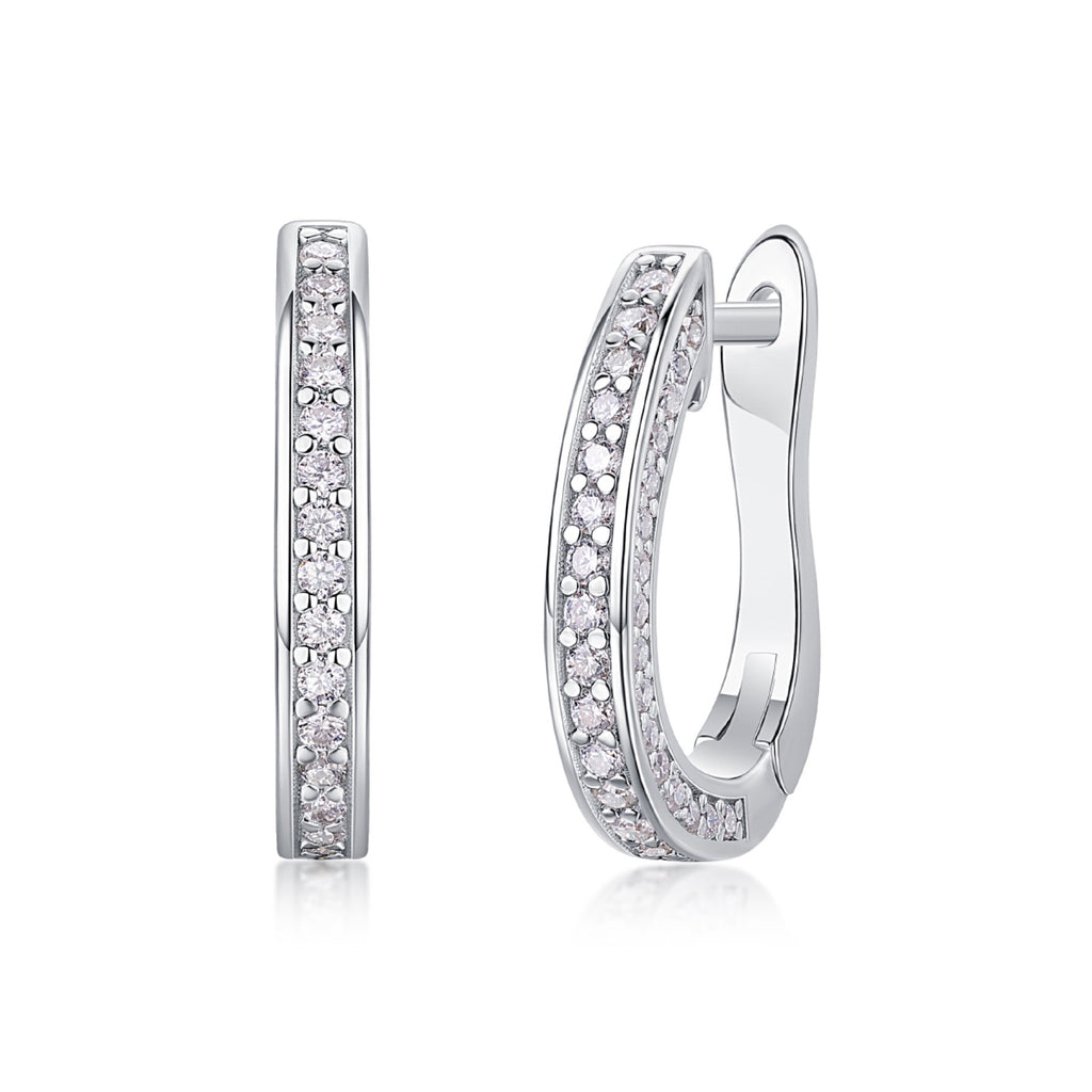 Ovale Moissanite Huggie Hoop Earrings in Sterling Silver