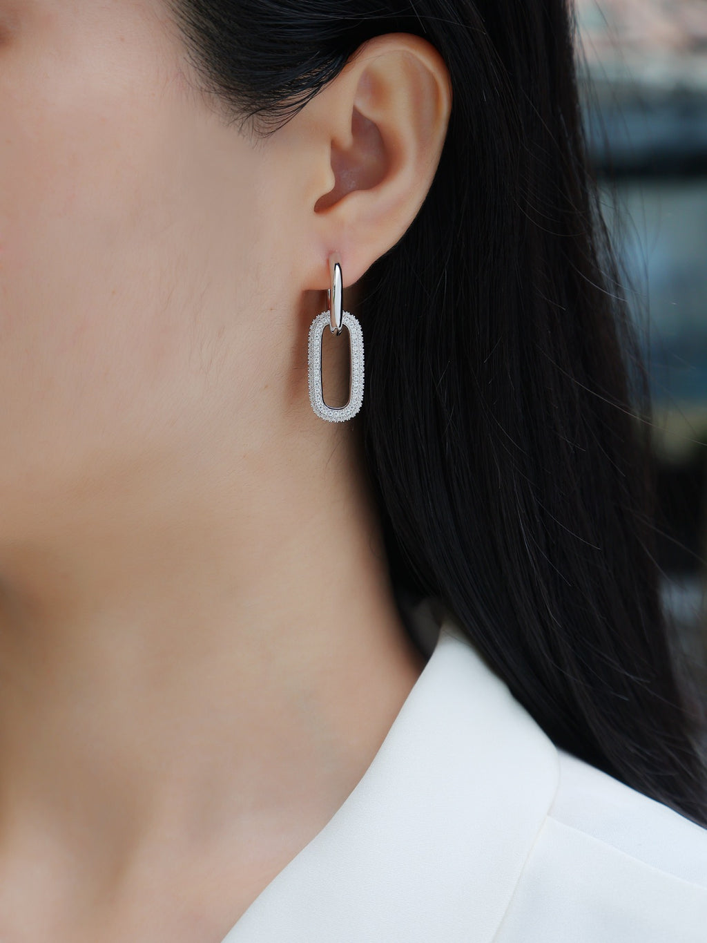 Chainlink Moissanite Link Huggie Hoop Earrings in Sterling Silver
