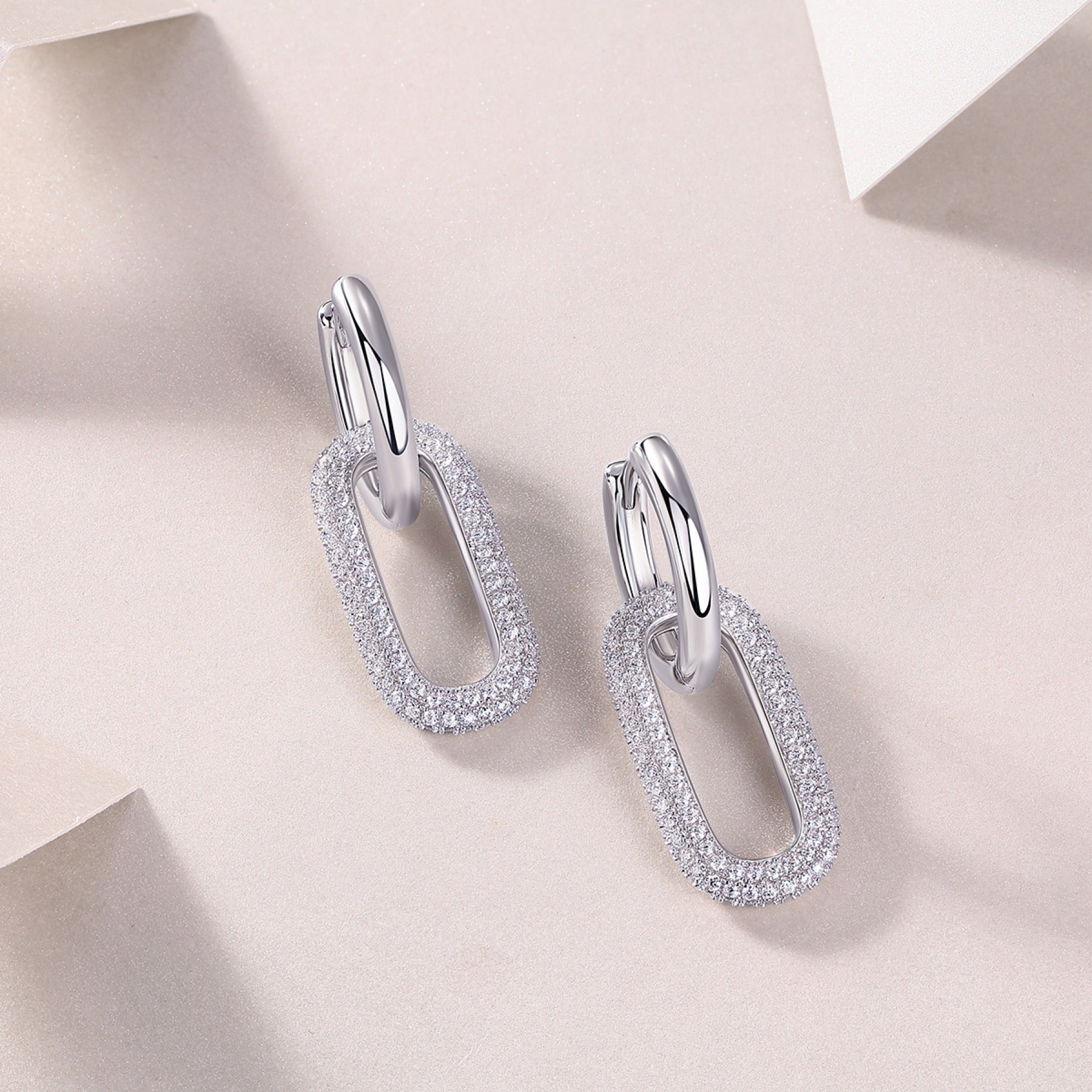 Chainlink Moissanite Link Huggie Hoop Earrings in Sterling Silver