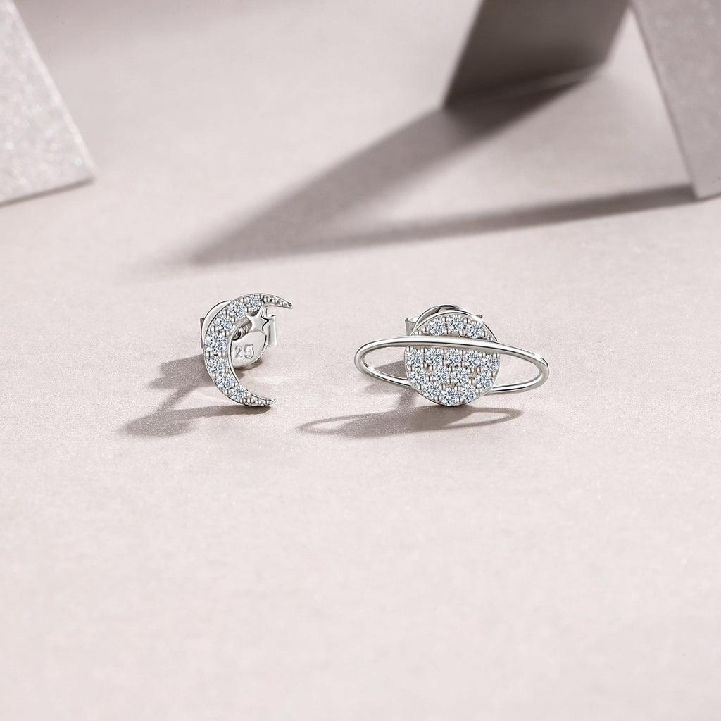 Pianeta Moissanite Stud Earrings in Sterling Silver