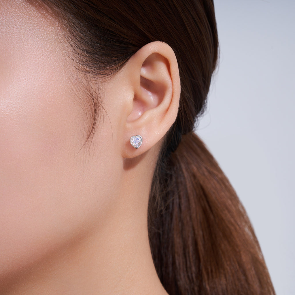 Cuorpieno Heart-Cut Moissanite Heart Stud Earrings in Sterling Silver