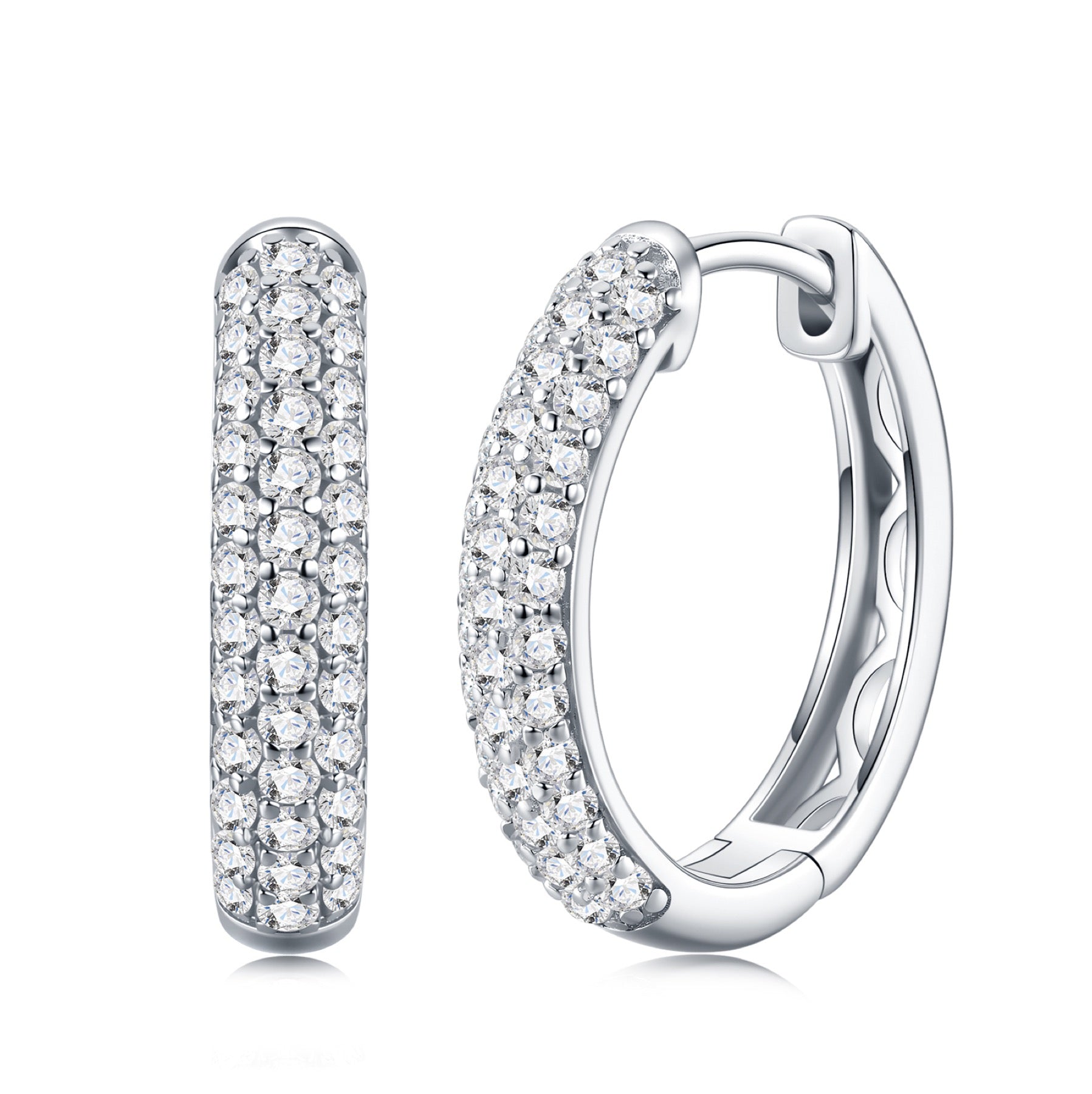 Doppiofila Moissanite Huggie Hoop Earrings in Sterling Silver