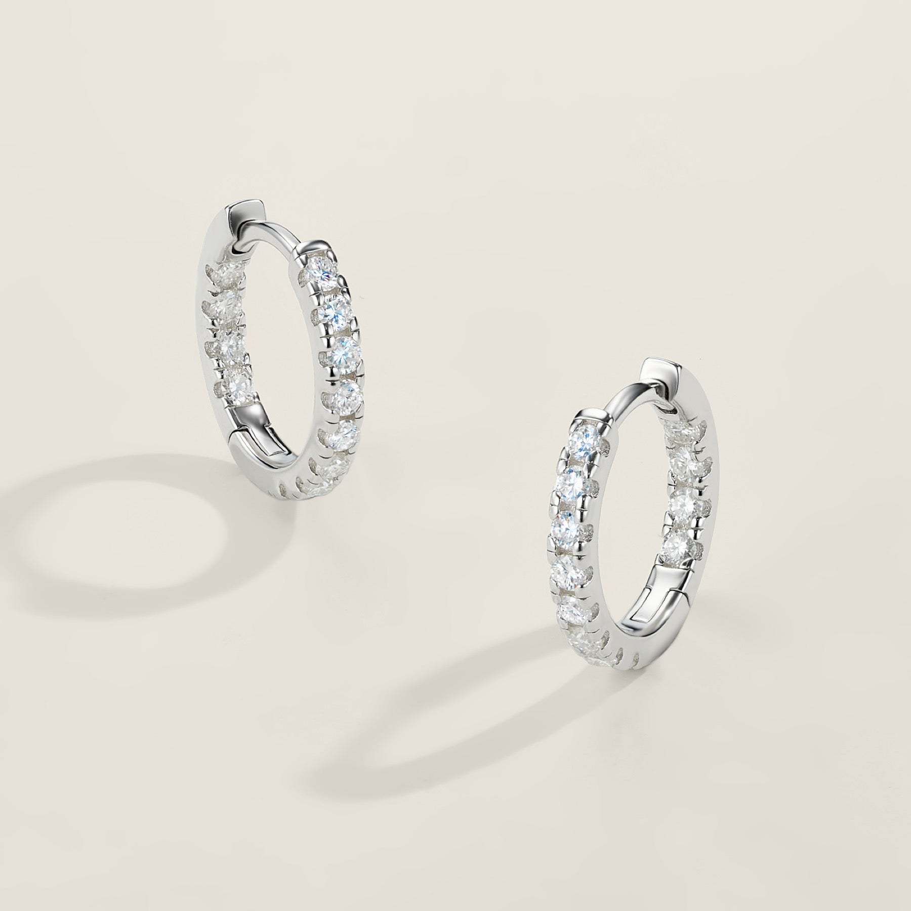 Ritmo Moissanite Huggie Hoop Earrings in Sterling Silver