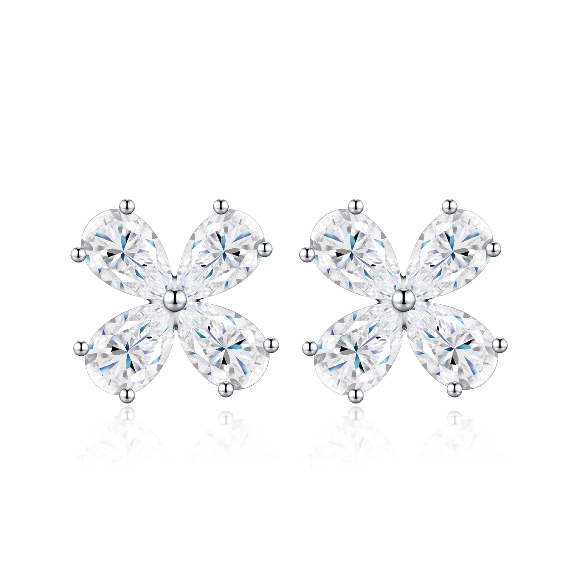 Quadrifiore Moissanite Clover Stud Earrings in Sterling Silver