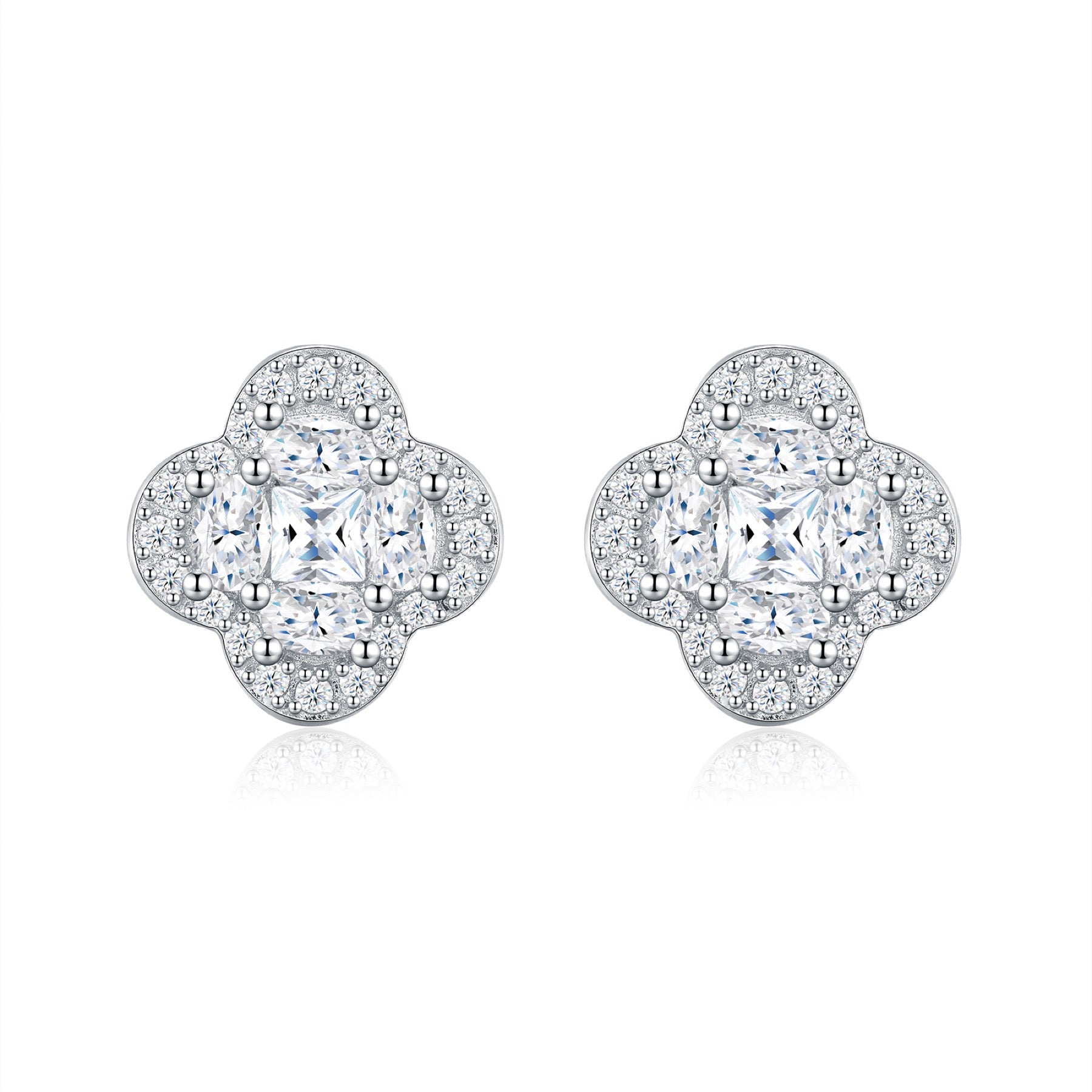 Quadribag Moissanite Clover Stud Earrings in Sterling Silver