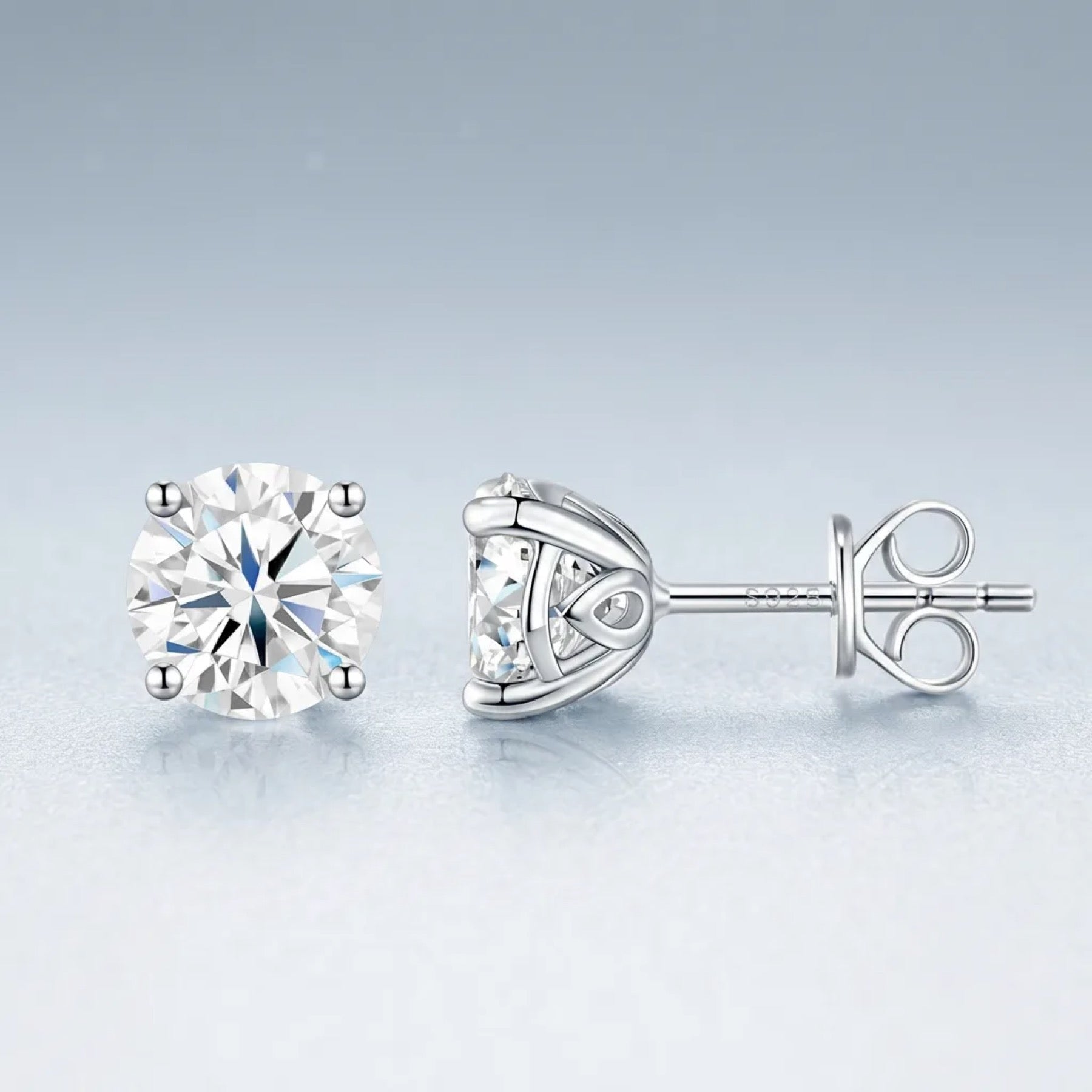 Puro 1 Carat Moissanite Stud Earrings in Sterling Silver