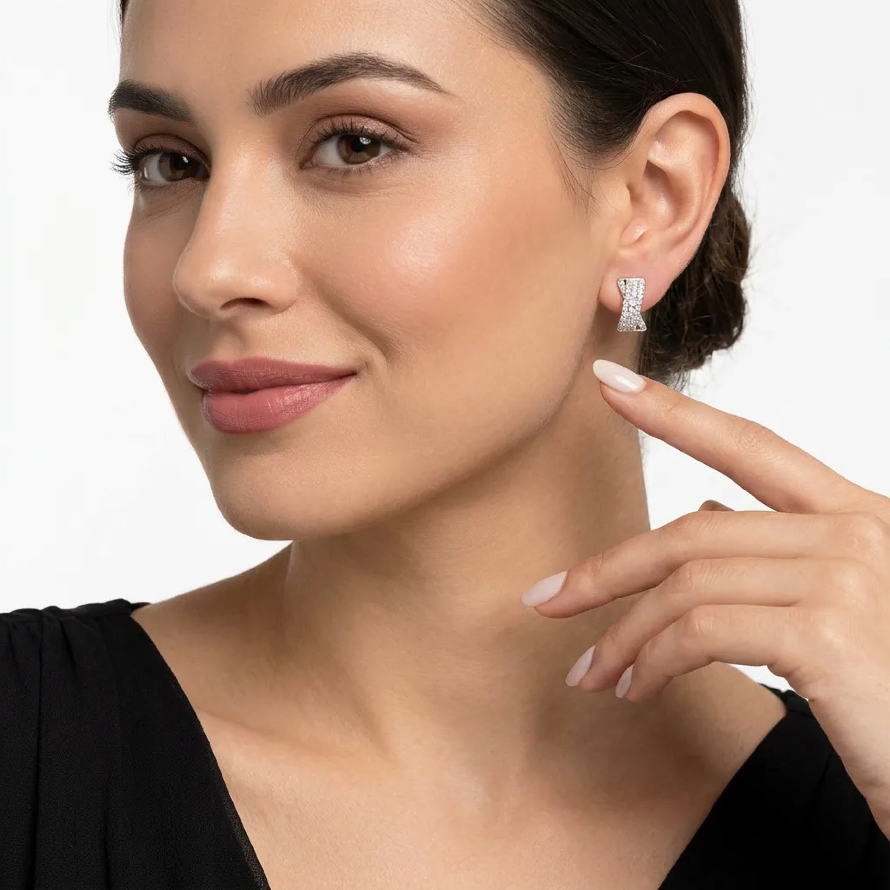 Clessidra Moissanite Huggie Hoop Earrings in Sterling Silver