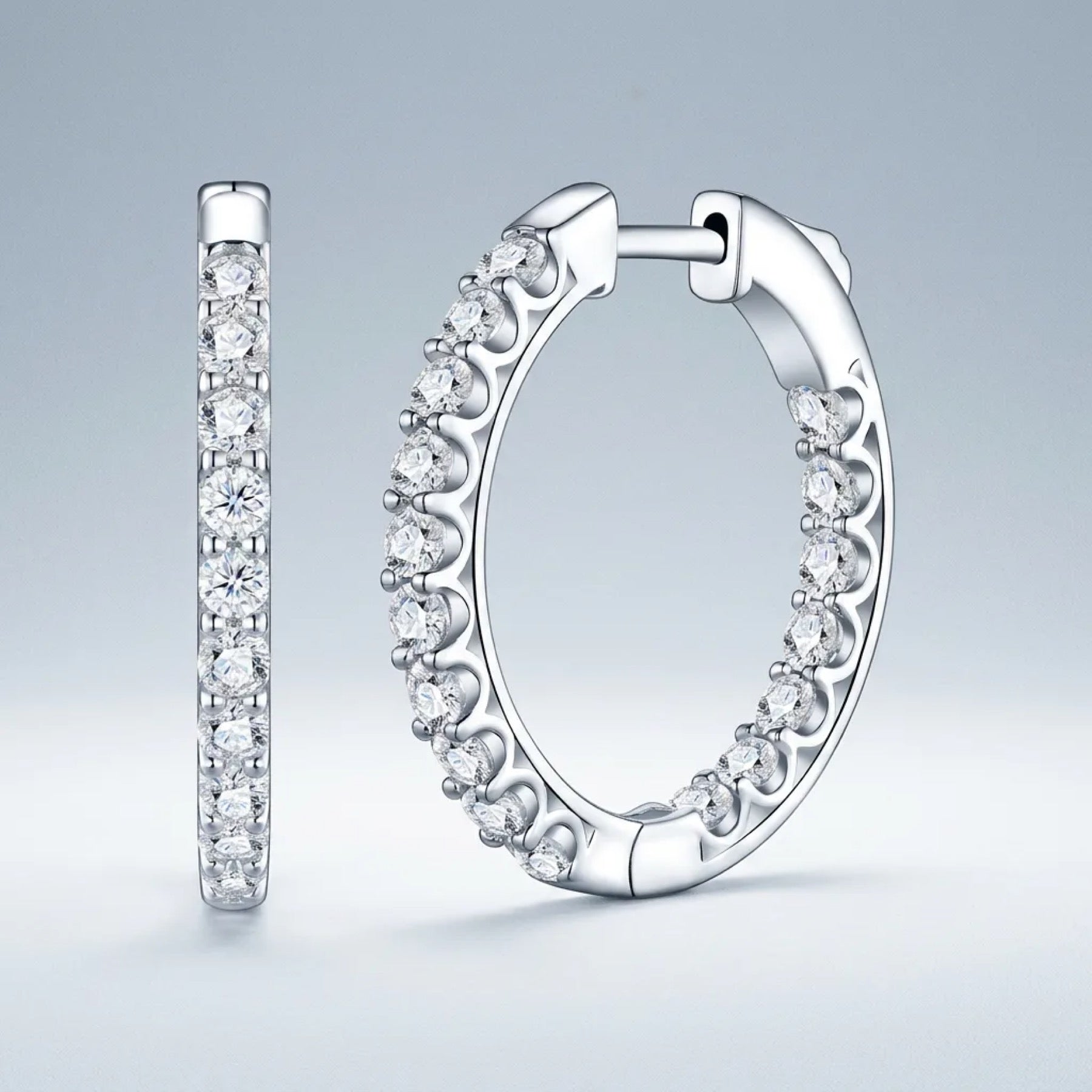 Scaletta Moissanite Huggie Hoop Earrings in Sterling Silver