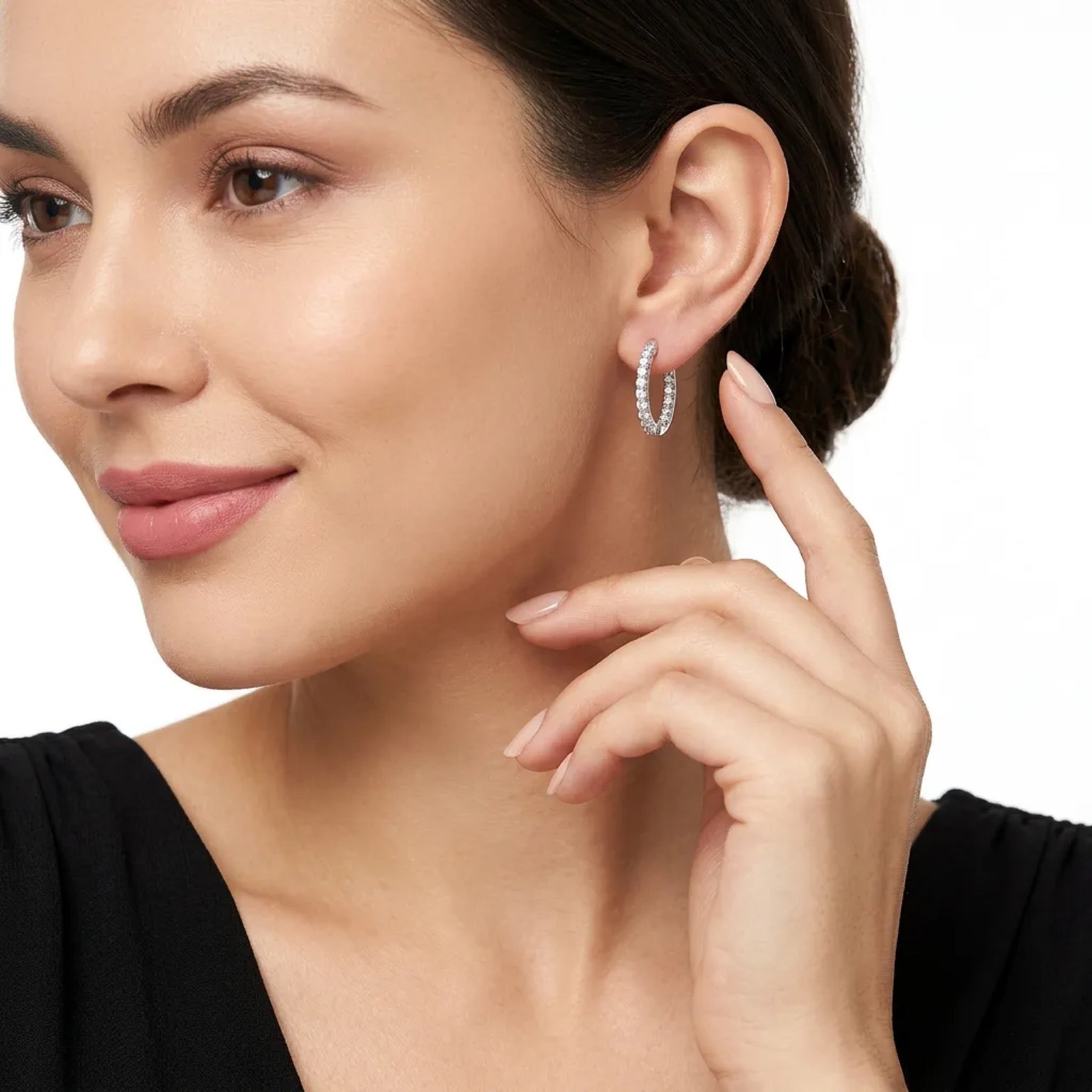 Scaletta Moissanite Huggie Hoop Earrings in Sterling Silver
