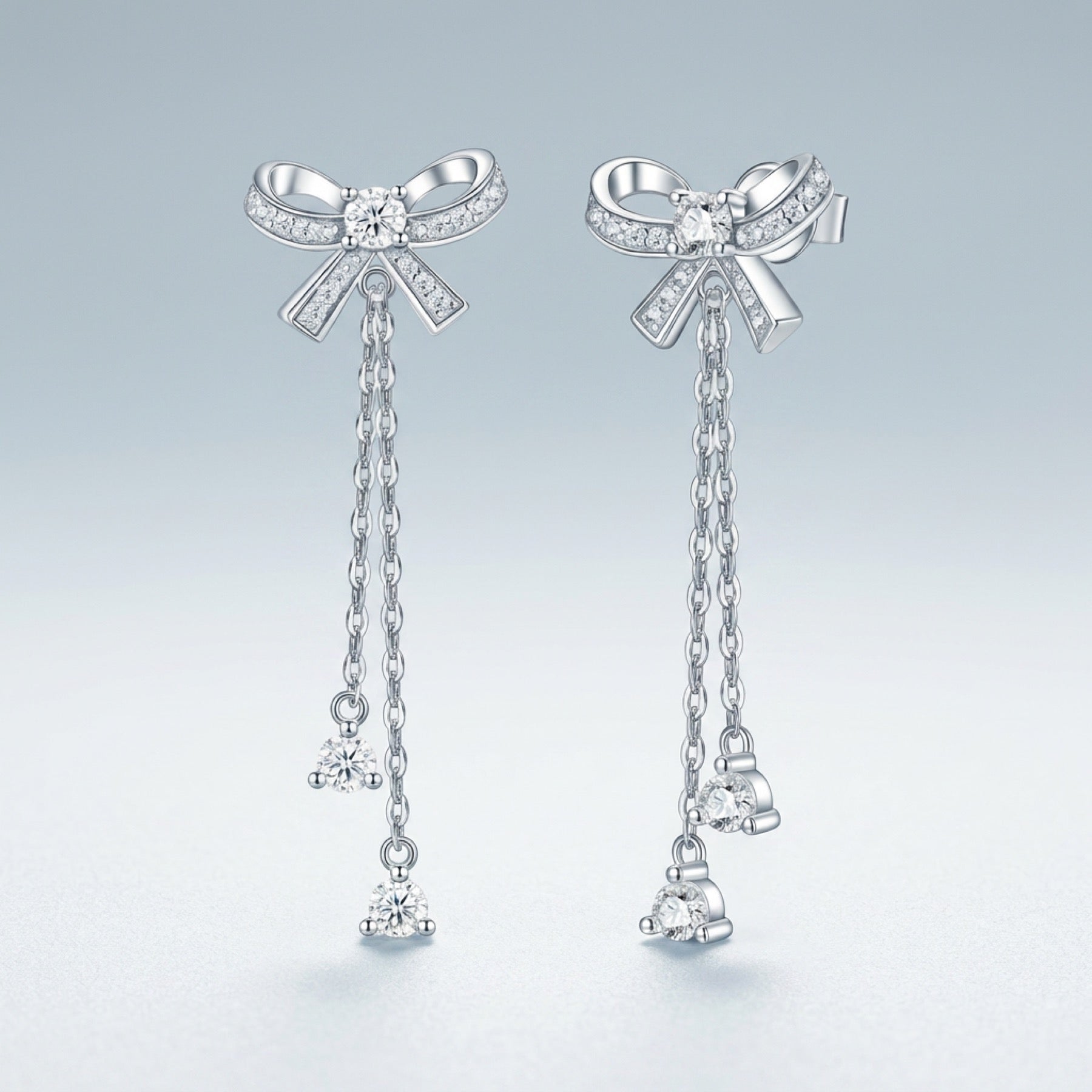 Fioccopendente Moissanite Drop Earrings in Sterling Silver