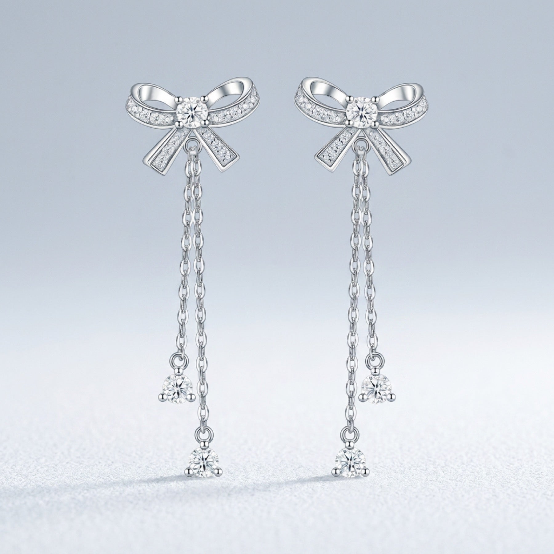 Fioccopendente Moissanite Drop Earrings in Sterling Silver