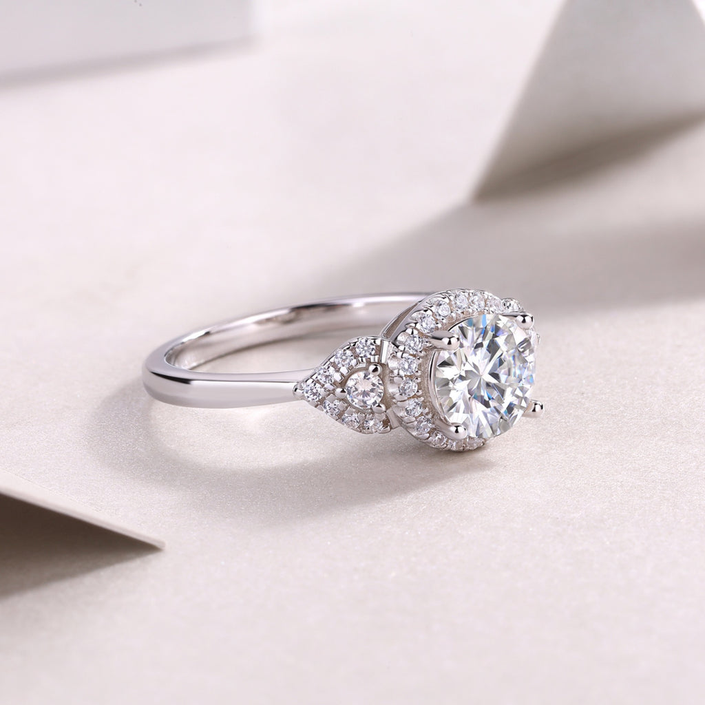 Chiaroscuro Oval-Cut Moissanite Halo Ring in Sterling Silver
