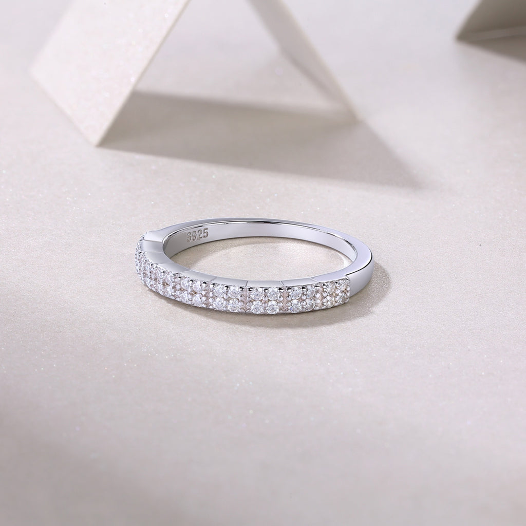 Amata Moissanite Band Ring in Sterling Silver