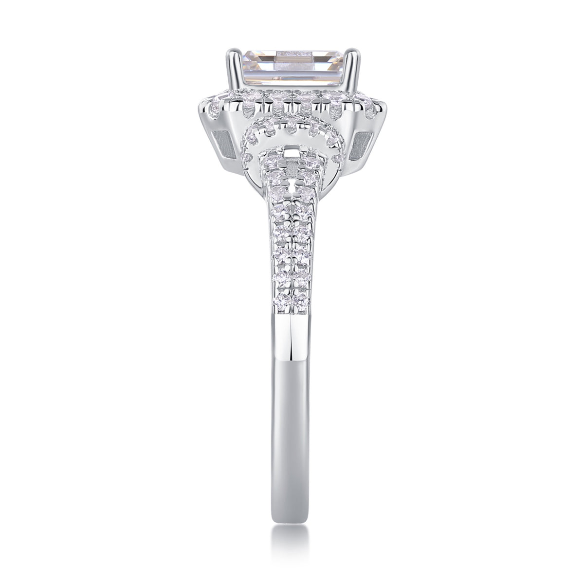 Cofanetto 1 Carat Emerald-Cut Moissanite Three-Stone Ring in Sterling Silver