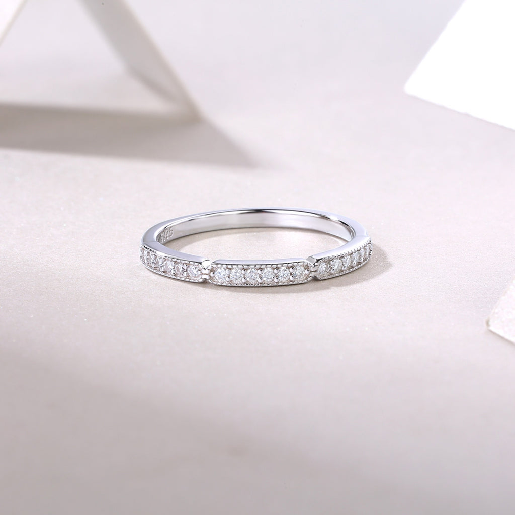 Gioventu Moissanite Band Ring in Sterling Silver