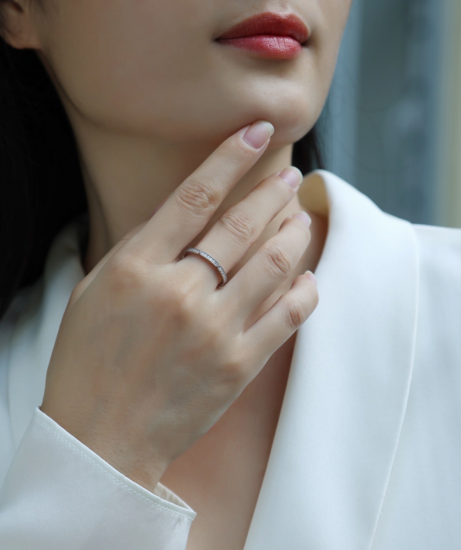 Gioventu Moissanite Band Ring in Sterling Silver
