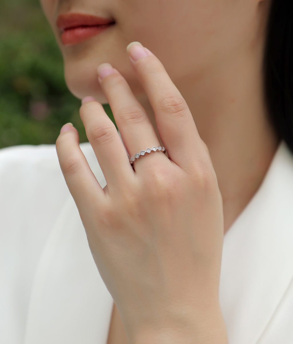 Bruma Moissanite Band Ring in Sterling Silver