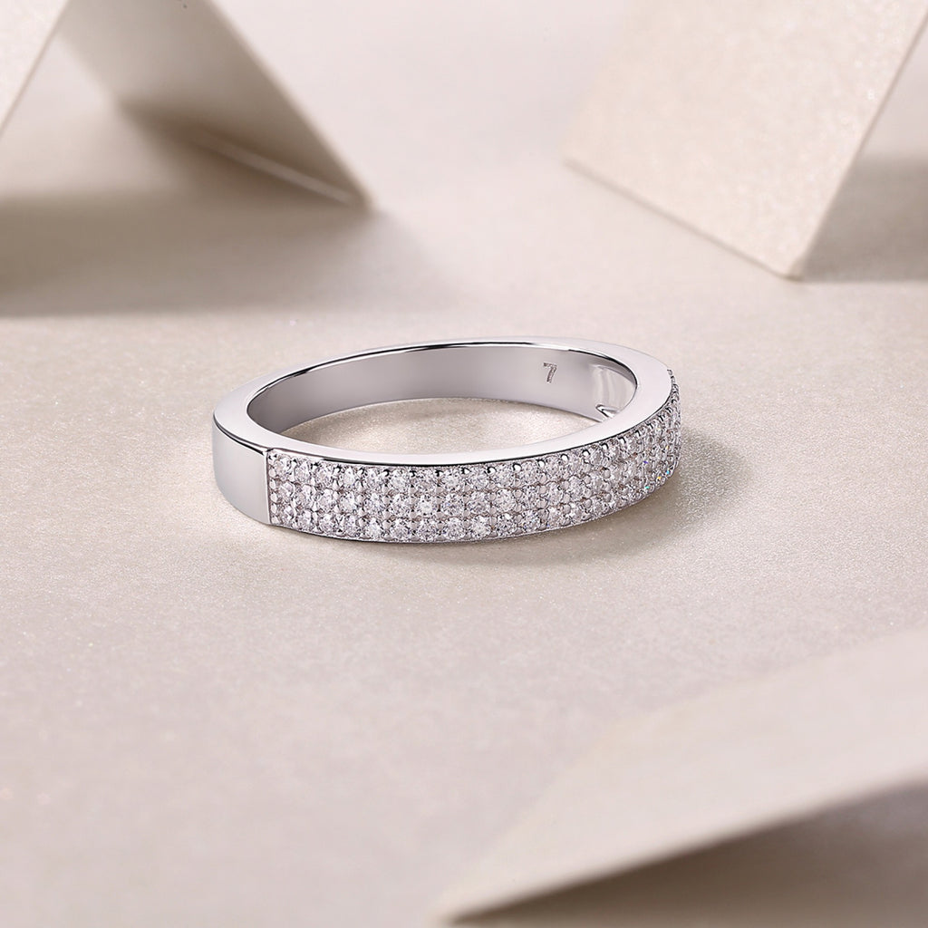 Alato Moissanite Band Ring in Sterling Silver
