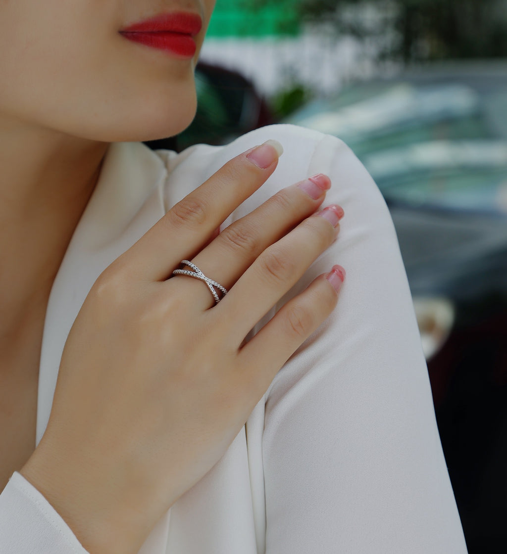 Intertwine Moissanite Band Ring in Sterling Silver