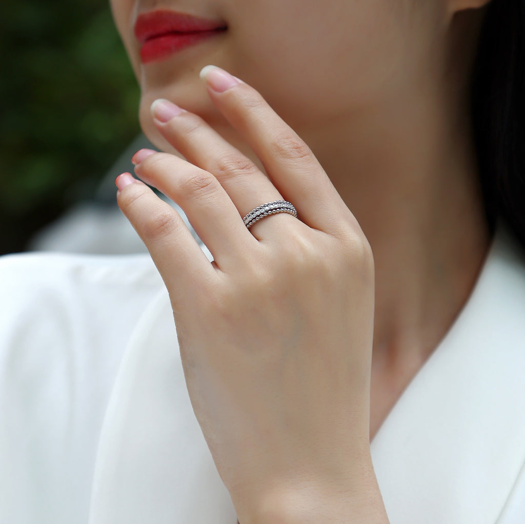Autumn Moissanite Band Ring in Sterling Silver