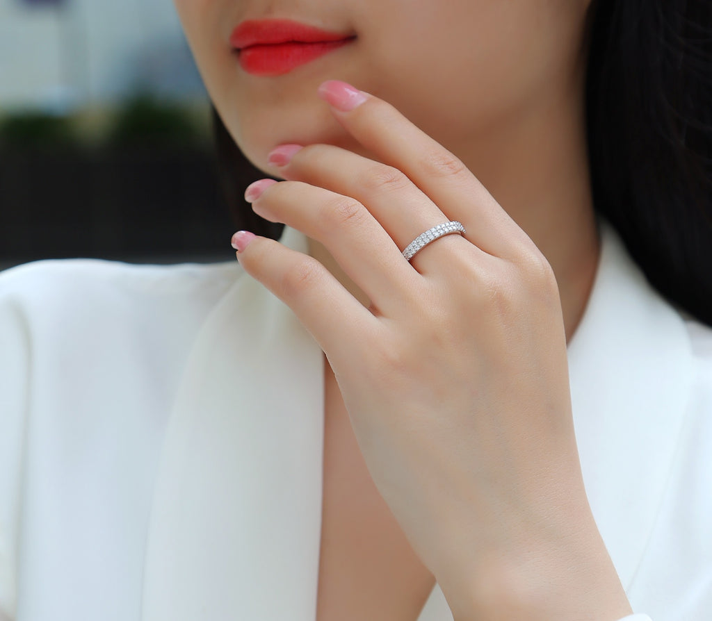 Dazzle Moissanite Band Ring in Sterling Silver