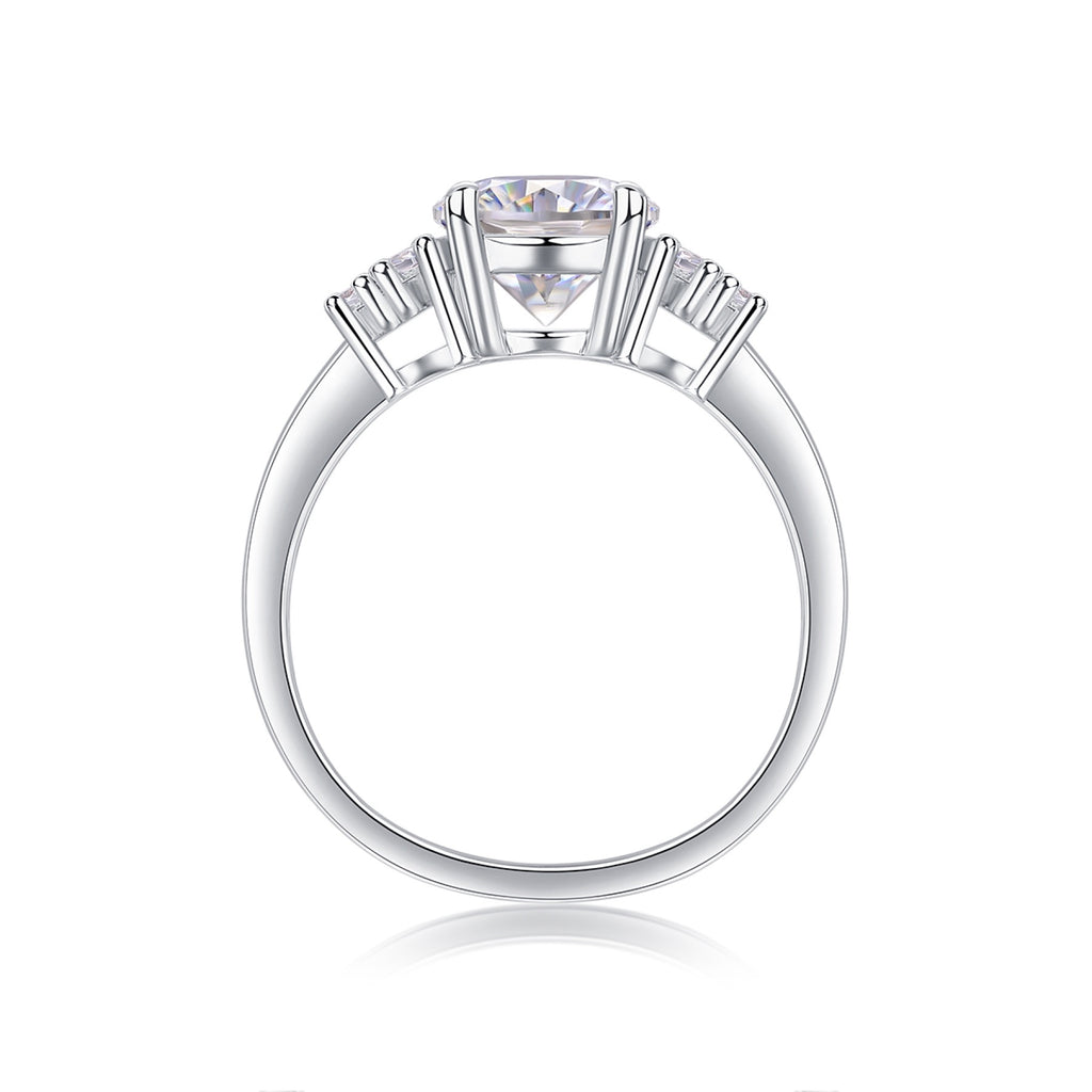 Starvow 2 Carat Moissanite Solitaire Ring in Sterling Silver