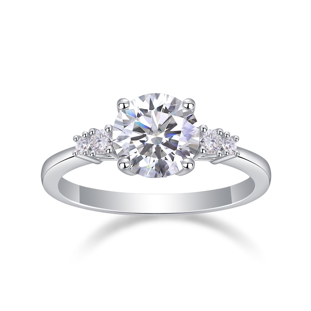 Starvow 2 Carat Moissanite Solitaire Ring in Sterling Silver