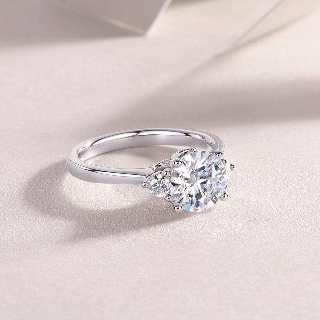 Starnight 2 Carat Moissanite Solitaire Ring in Sterling Silver