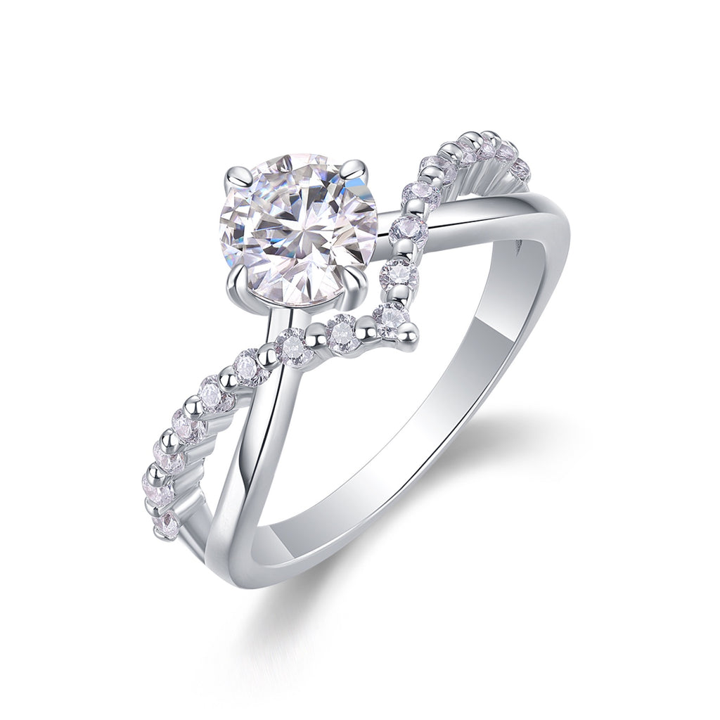 Crownlove Moissanite Band Ring in Sterling Silver