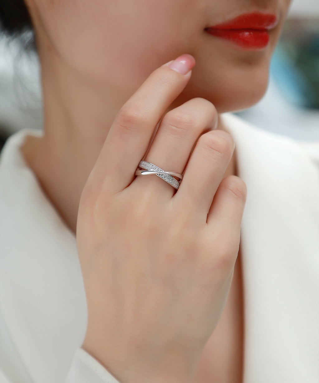 Weave Moissanite Band Ring in Sterling Silver
