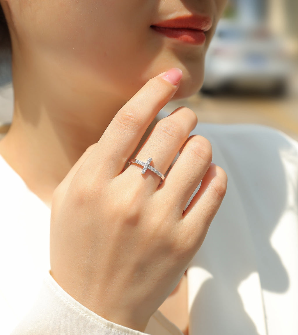 Chapel Moissanite Cross Ring in Sterling Silver