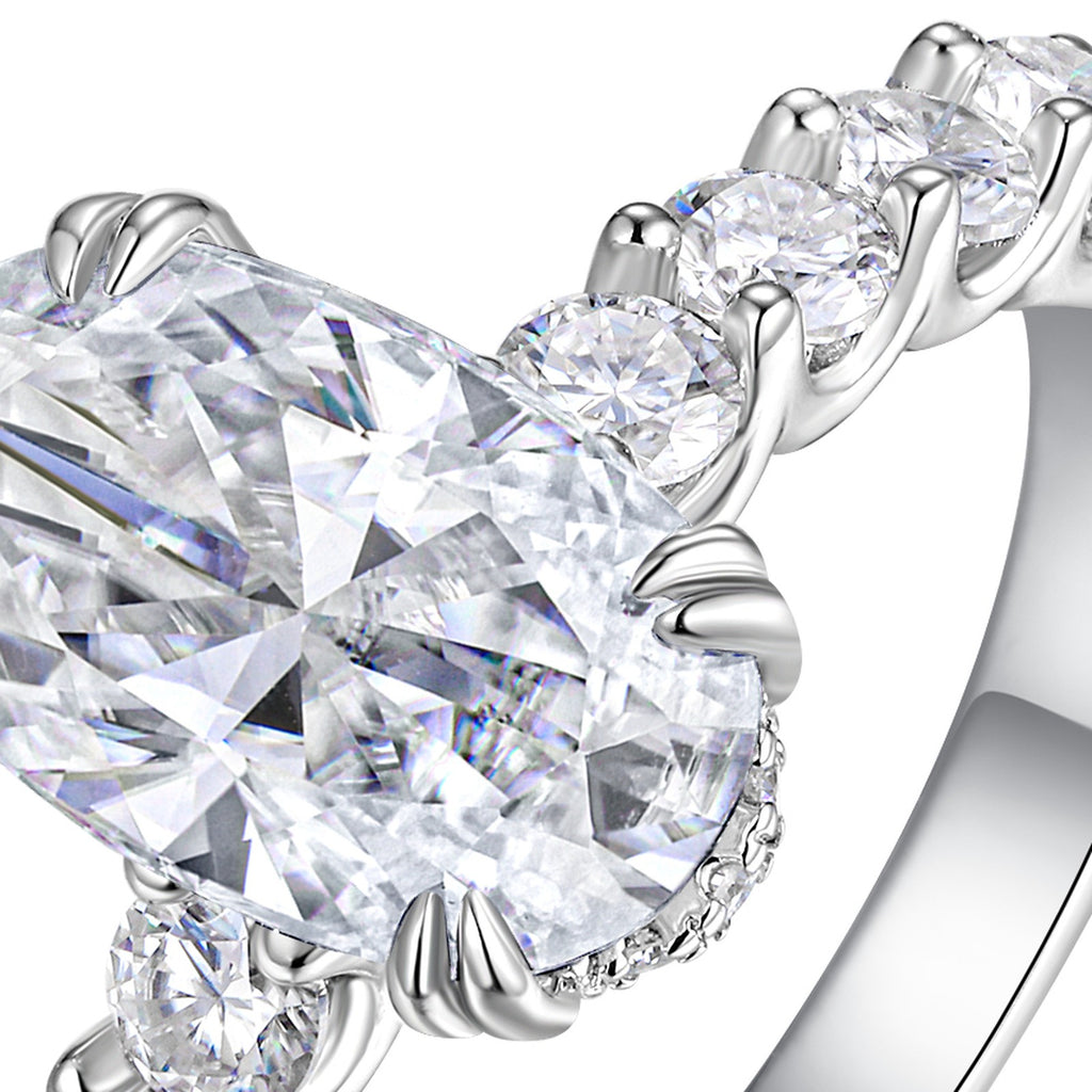 Ovale Oval-Cut Moissanite Solitaire Ring in Sterling Silver — detail