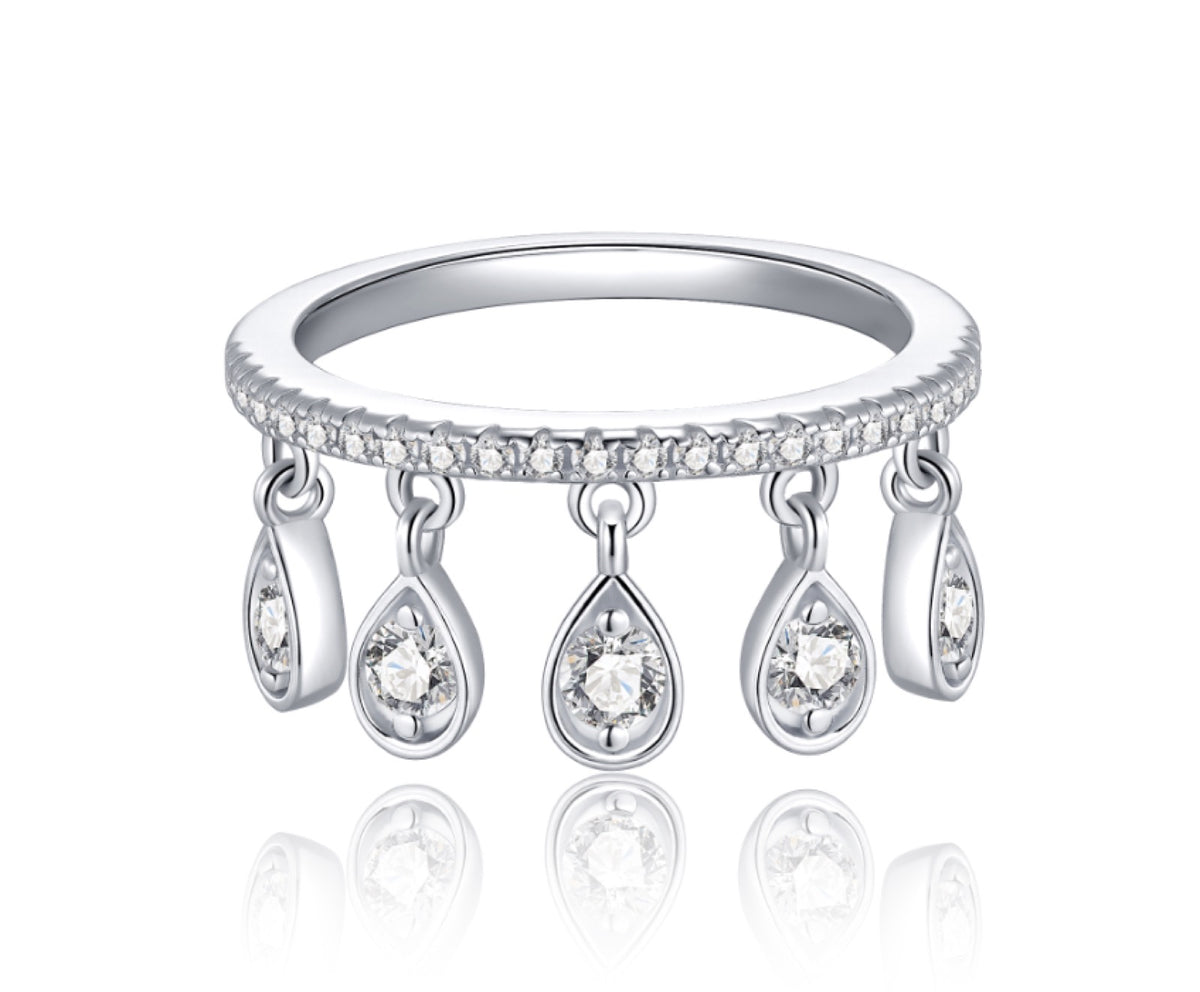 Gocce Moissanite Band Ring in Sterling Silver