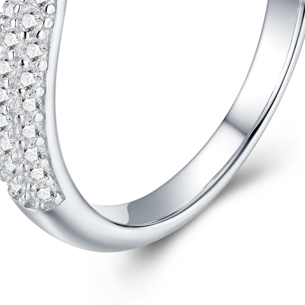Navicella Moissanite Band Ring in Sterling Silver — detail