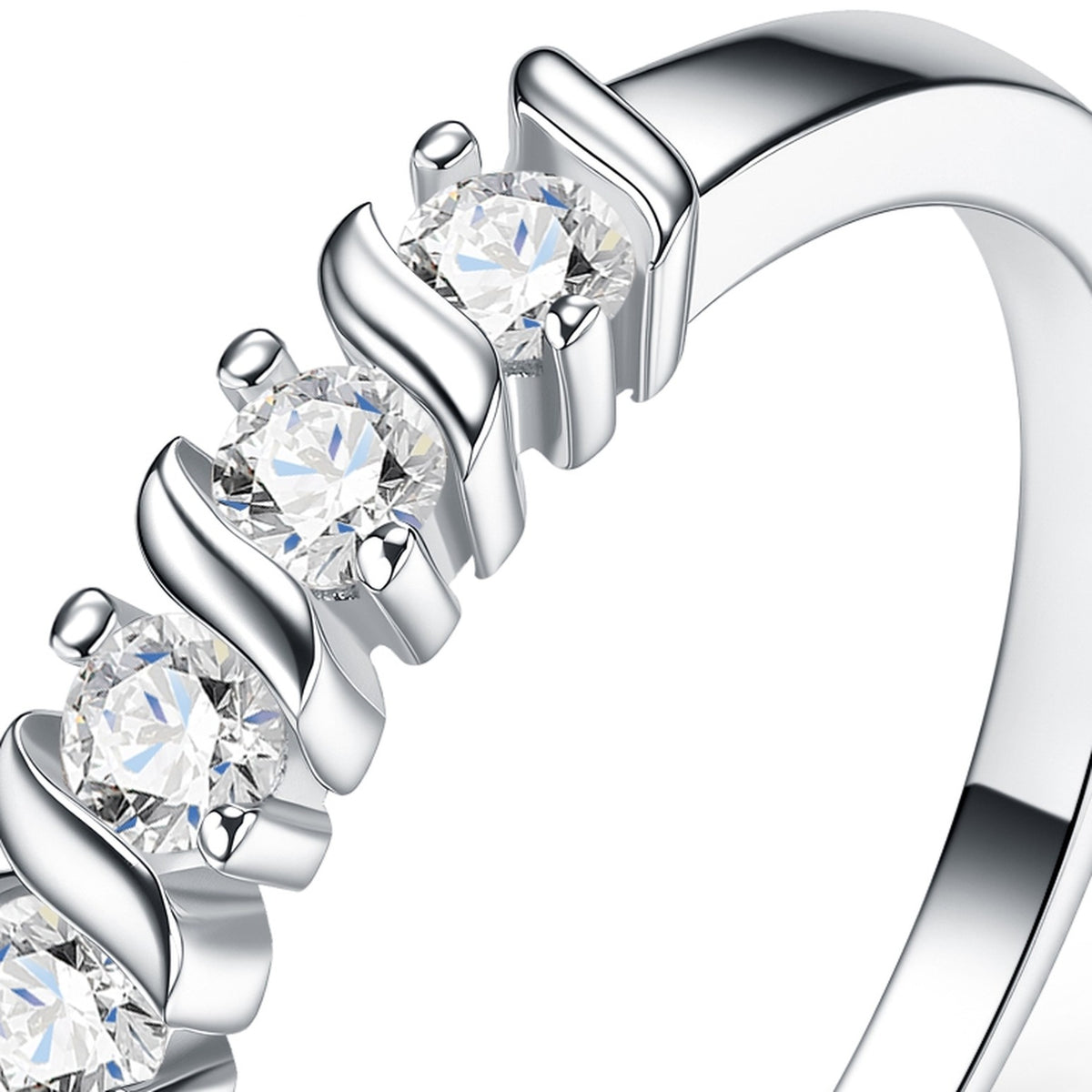 Spazio Moissanite Five-Stone Ring in Sterling Silver — detail
