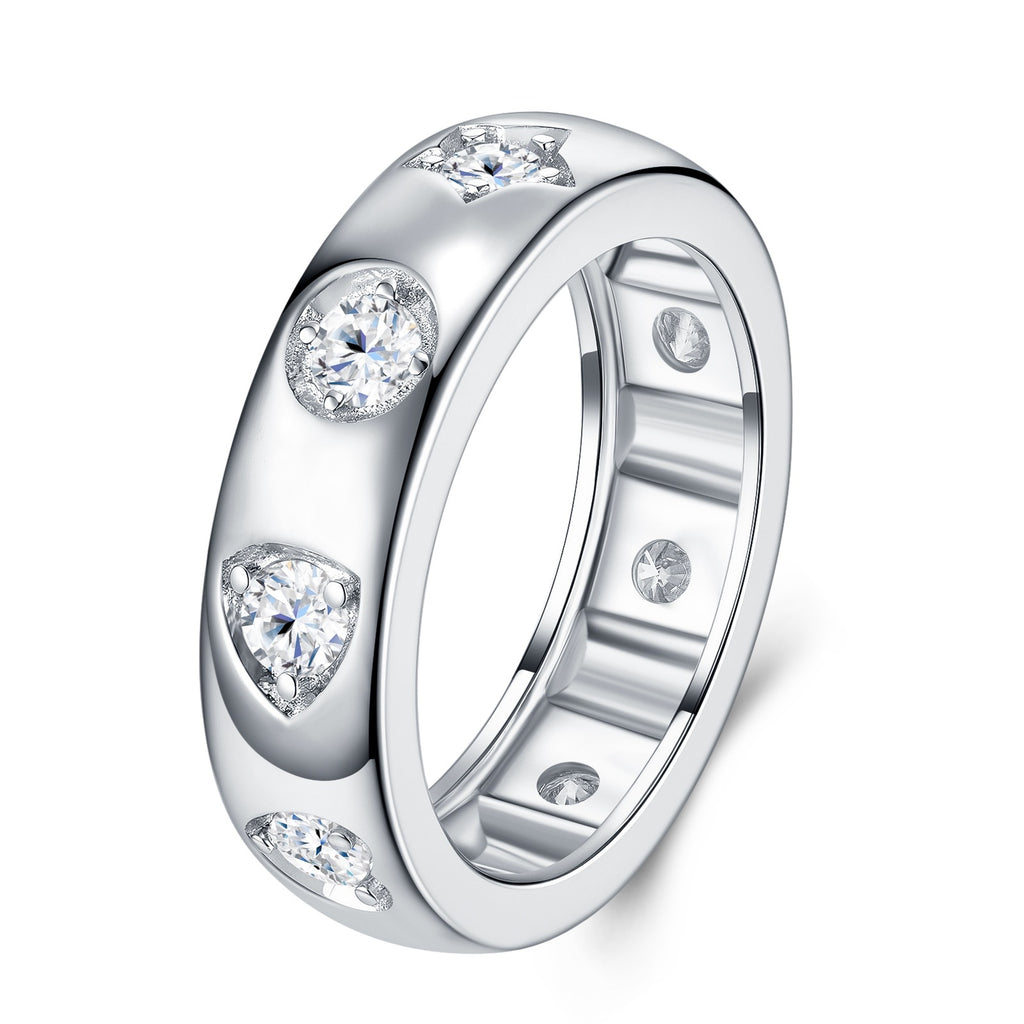 Binario Moissanite Band Ring in Sterling Silver