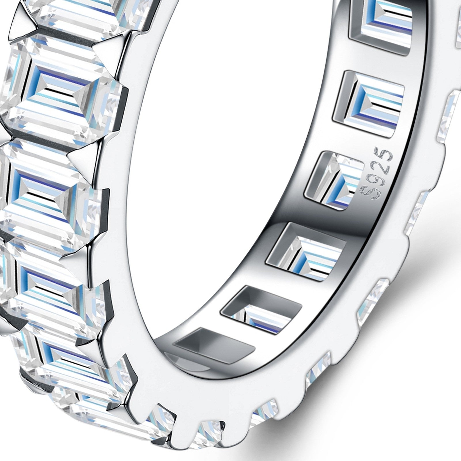 Lineare Moissanite Eternity Band Ring in Sterling Silver — detail