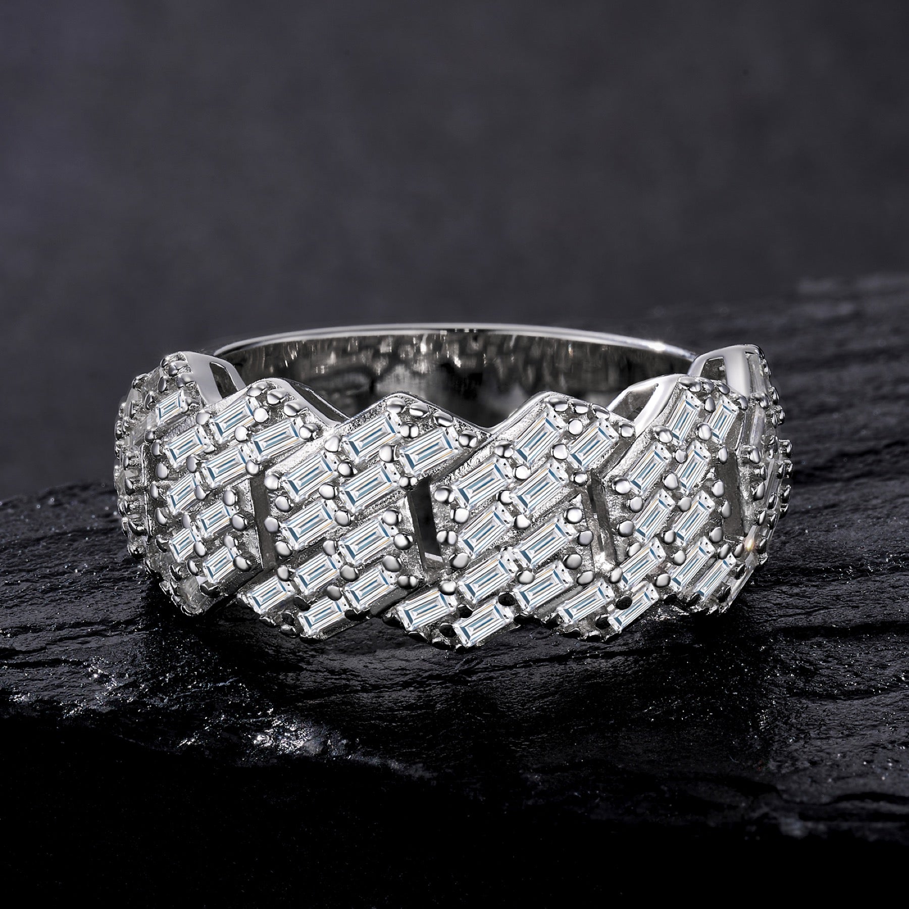 Fasto Moissanite Band Ring in Sterling Silver