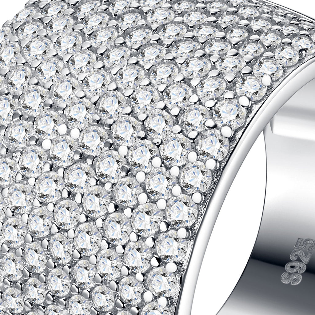 Colle Moissanite Band Ring in Sterling Silver — detail