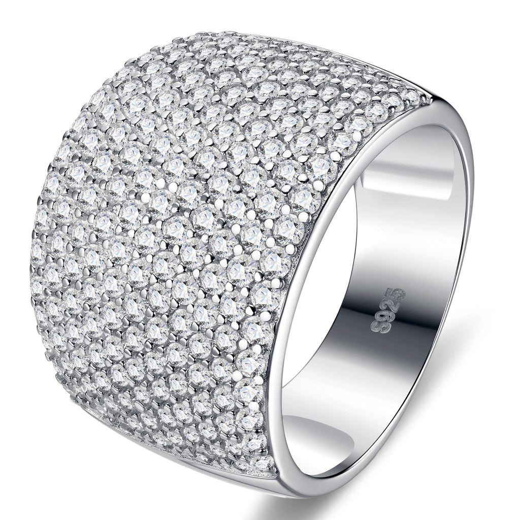 Colle Moissanite Band Ring in Sterling Silver