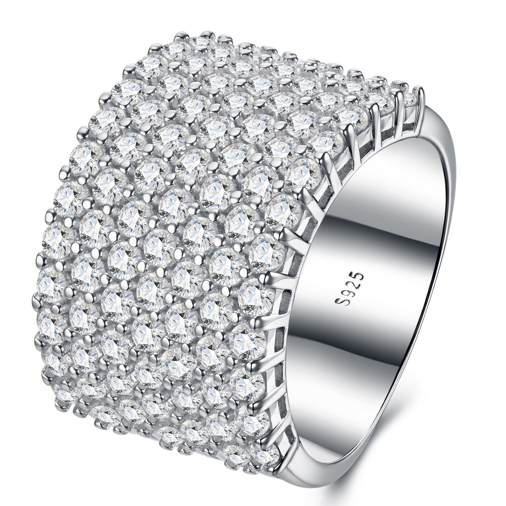 Massiccia Moissanite Band Ring in Sterling Silver