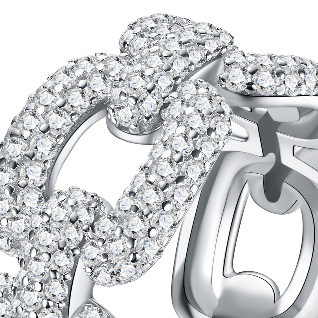 Maglia Moissanite Band Ring in Sterling Silver — detail