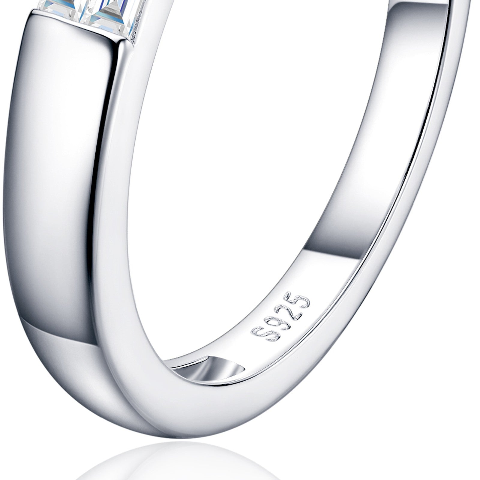 Lineetta Moissanite Band Ring in Sterling Silver — detail