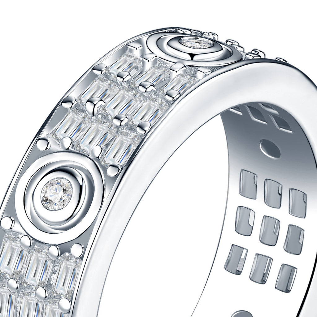 Grata Moissanite Band Ring in Sterling Silver — detail