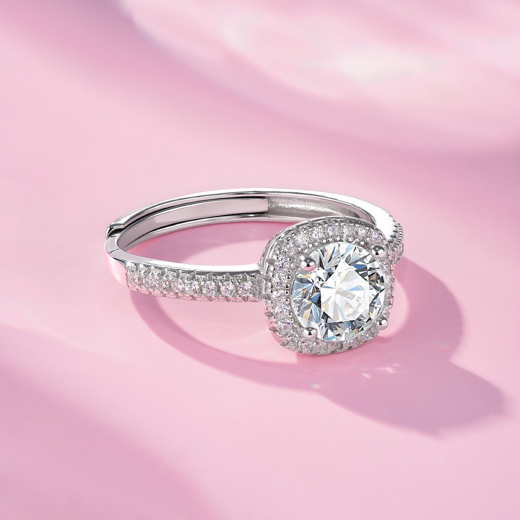 Tondo 1 Carat Moissanite Halo Ring in Sterling Silver