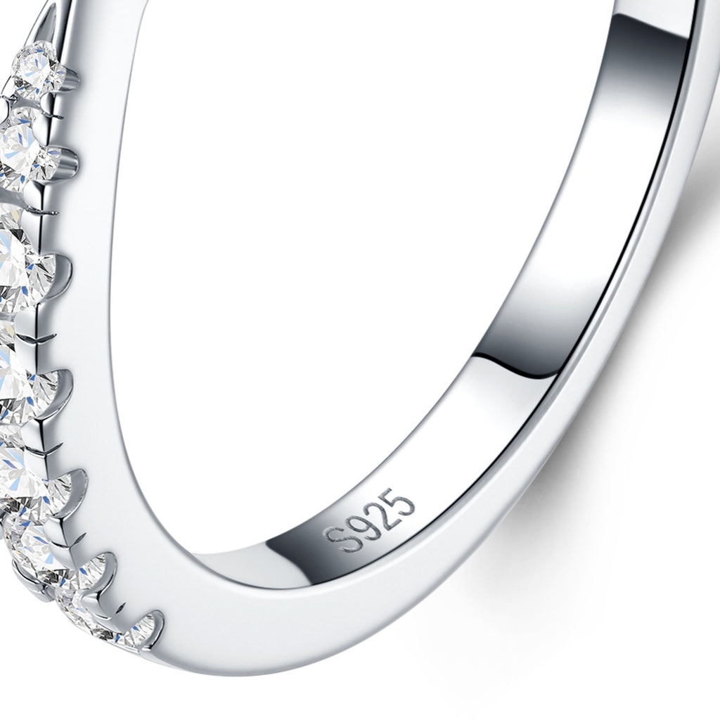 Filina Moissanite Band Ring in Sterling Silver — detail
